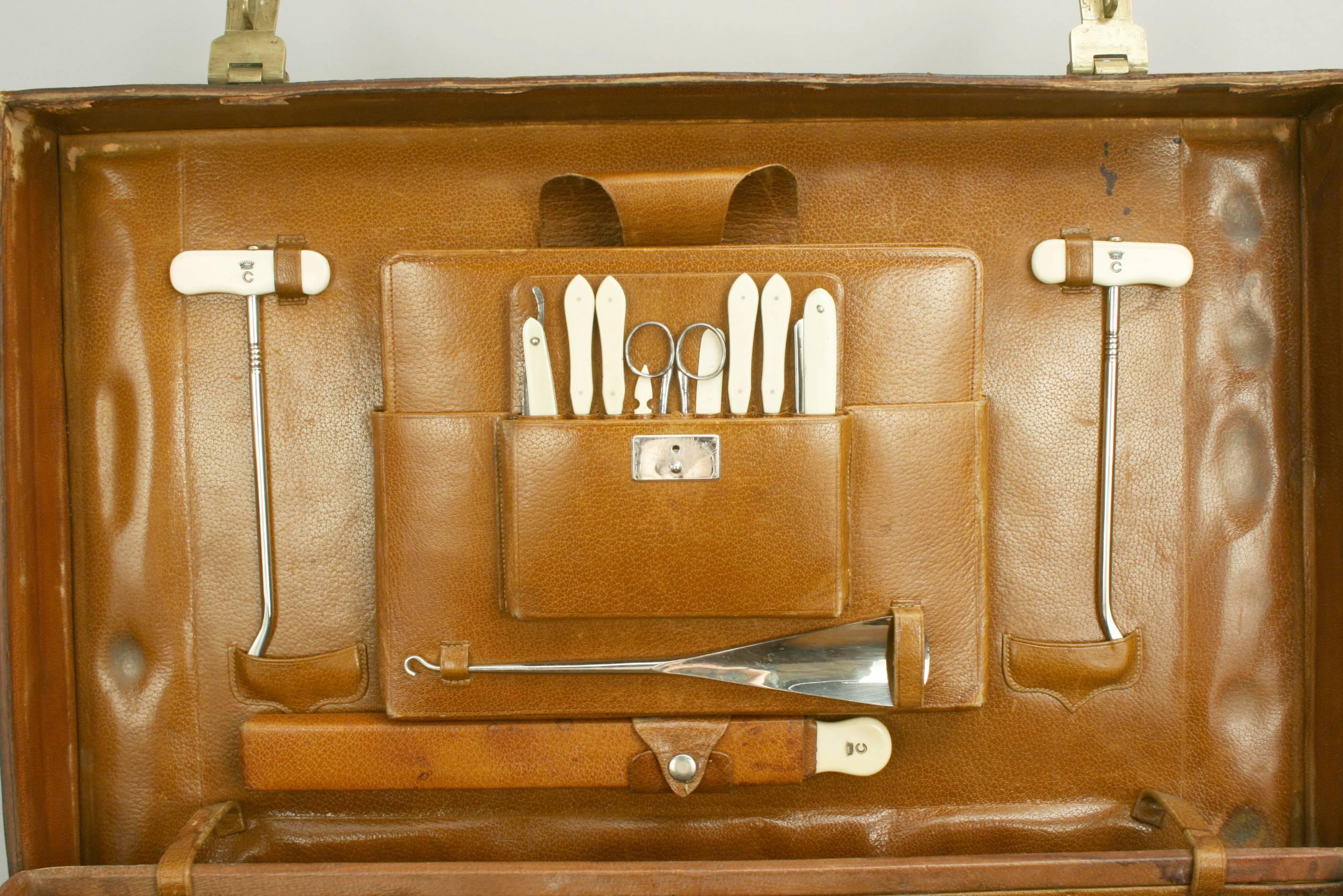gentleman's dressing case