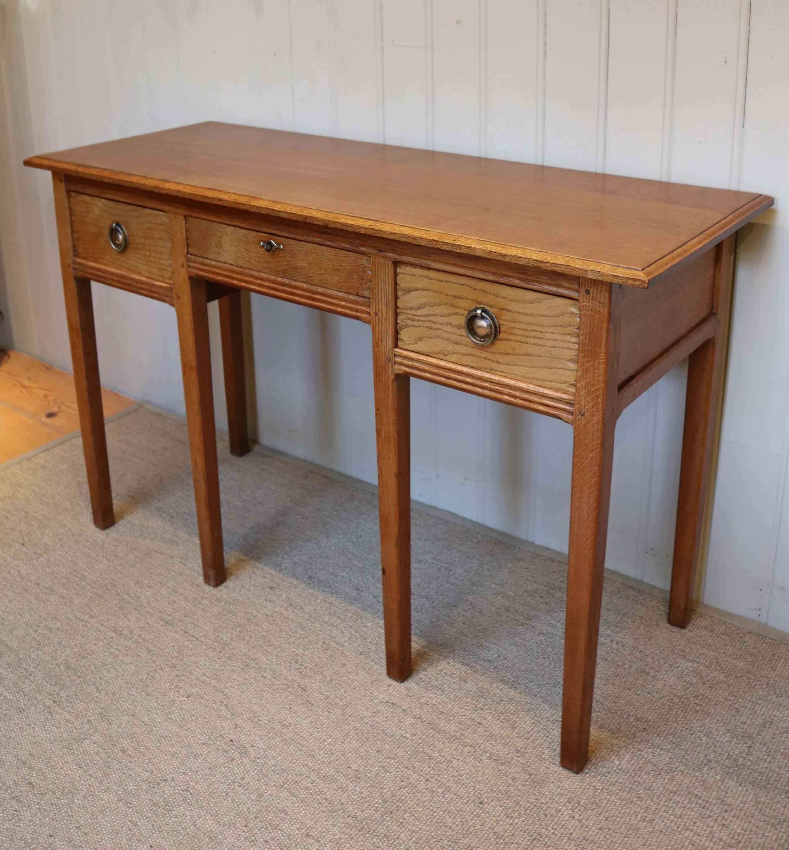 Gordon Russell Solid Oak Side or Dressing Table For Sale 3