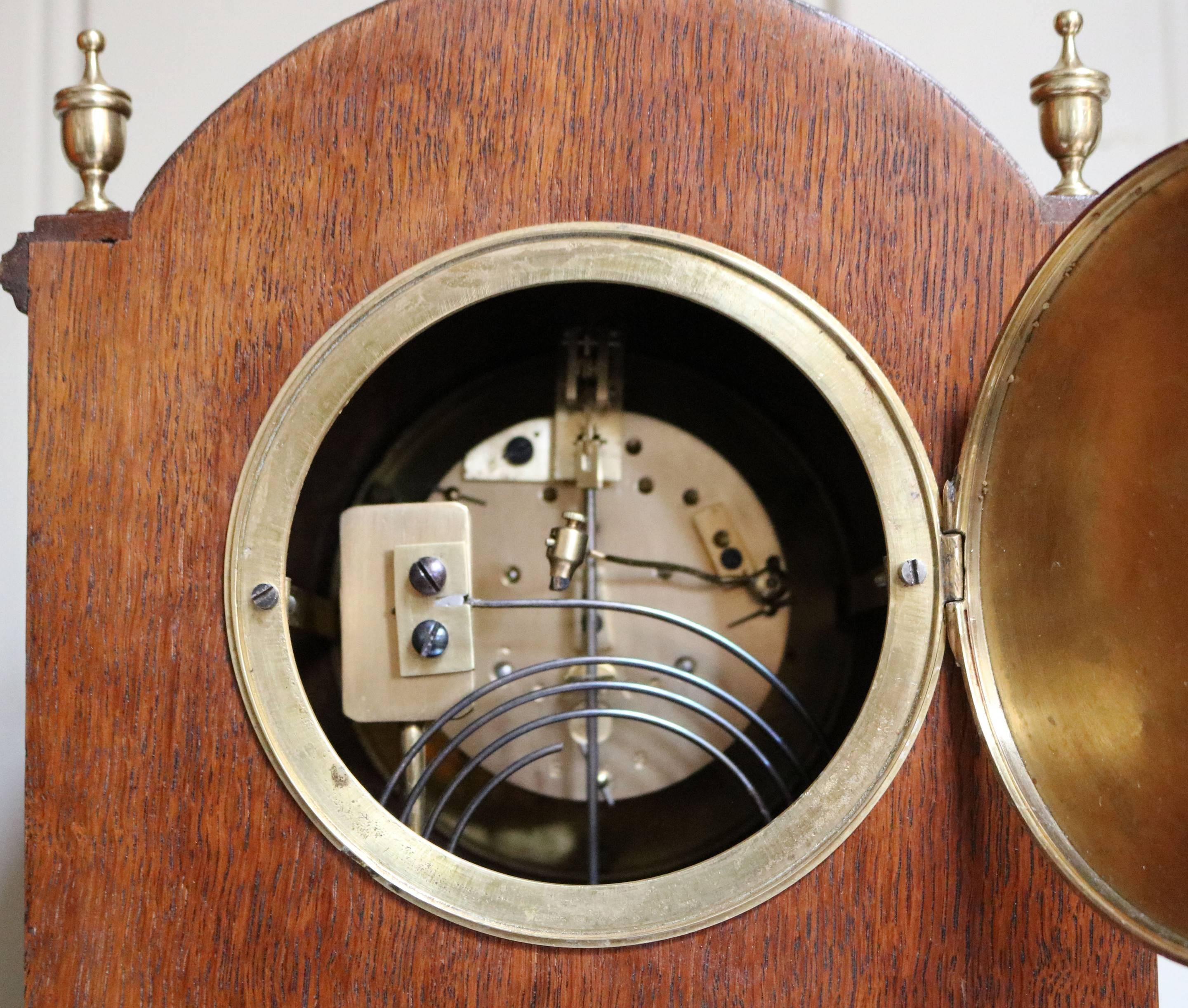 20th Century Edwardian Oak Mantel Clock For Sale