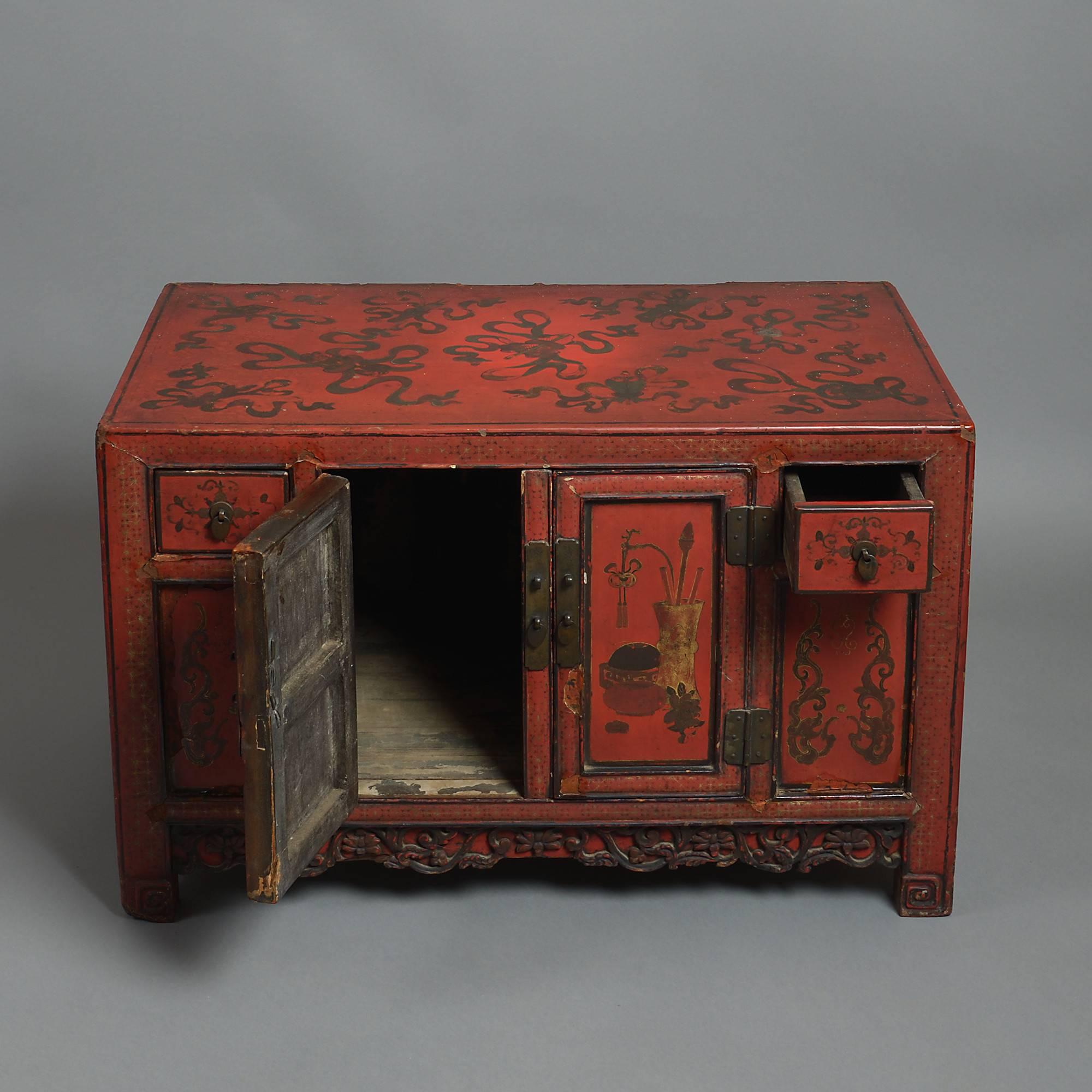 Chinoiserie 19th Century Pair of Red Lacquer Low Cabinets