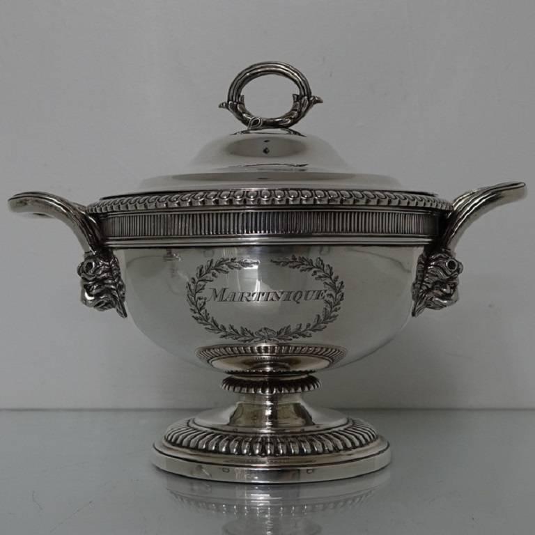 Pair of Antique George III Sterling Silver Sauce Tureens, London For Sale 2