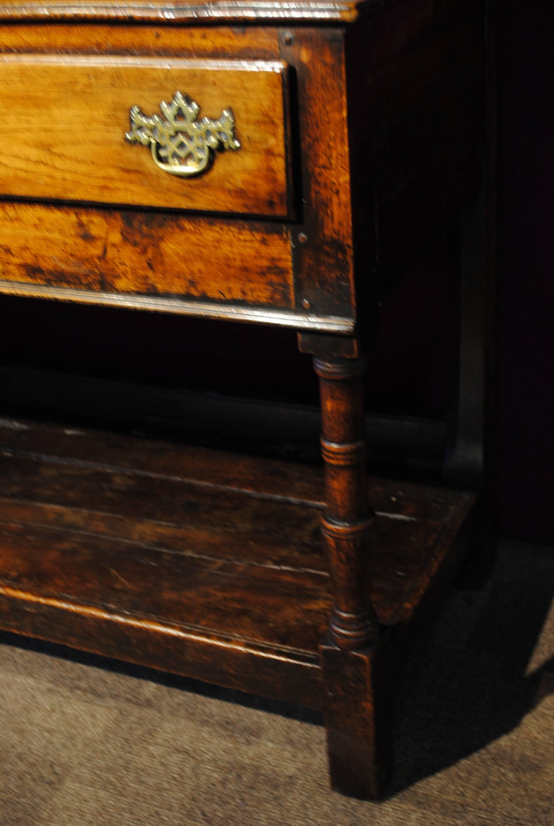 English 18th Century Oak Dresser and Rack