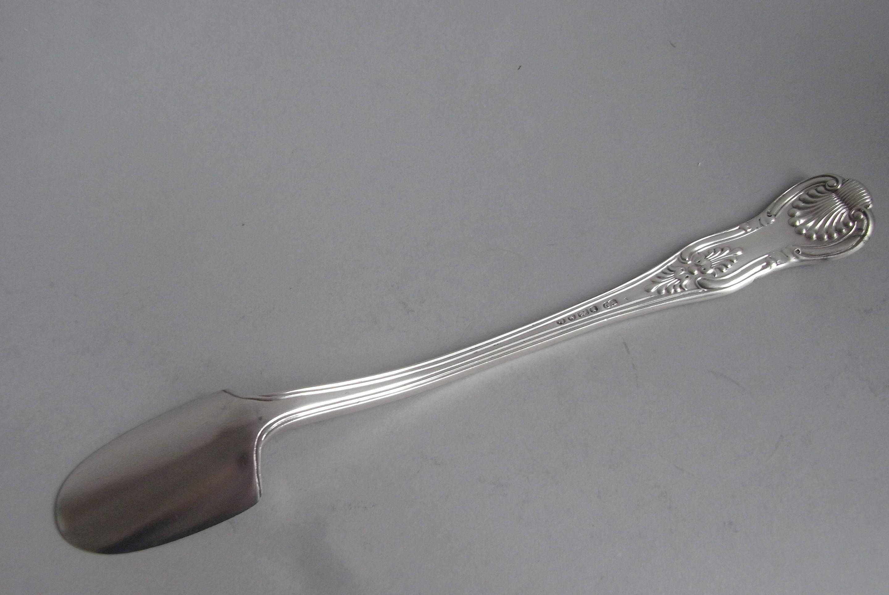 English Very Fine Cheese Scoop Made in London in 1846 by George Adams For Sale