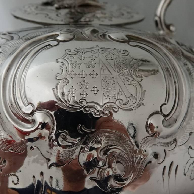 Antique Sterling Silver Victorian Tea Kettle London 1856 Robert Harper For Sale 4