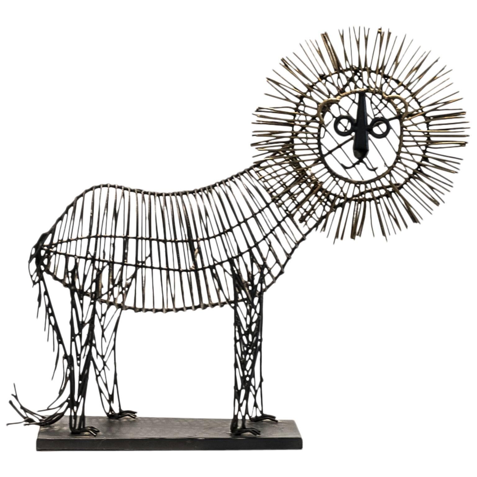 Wire Lion Sculpture