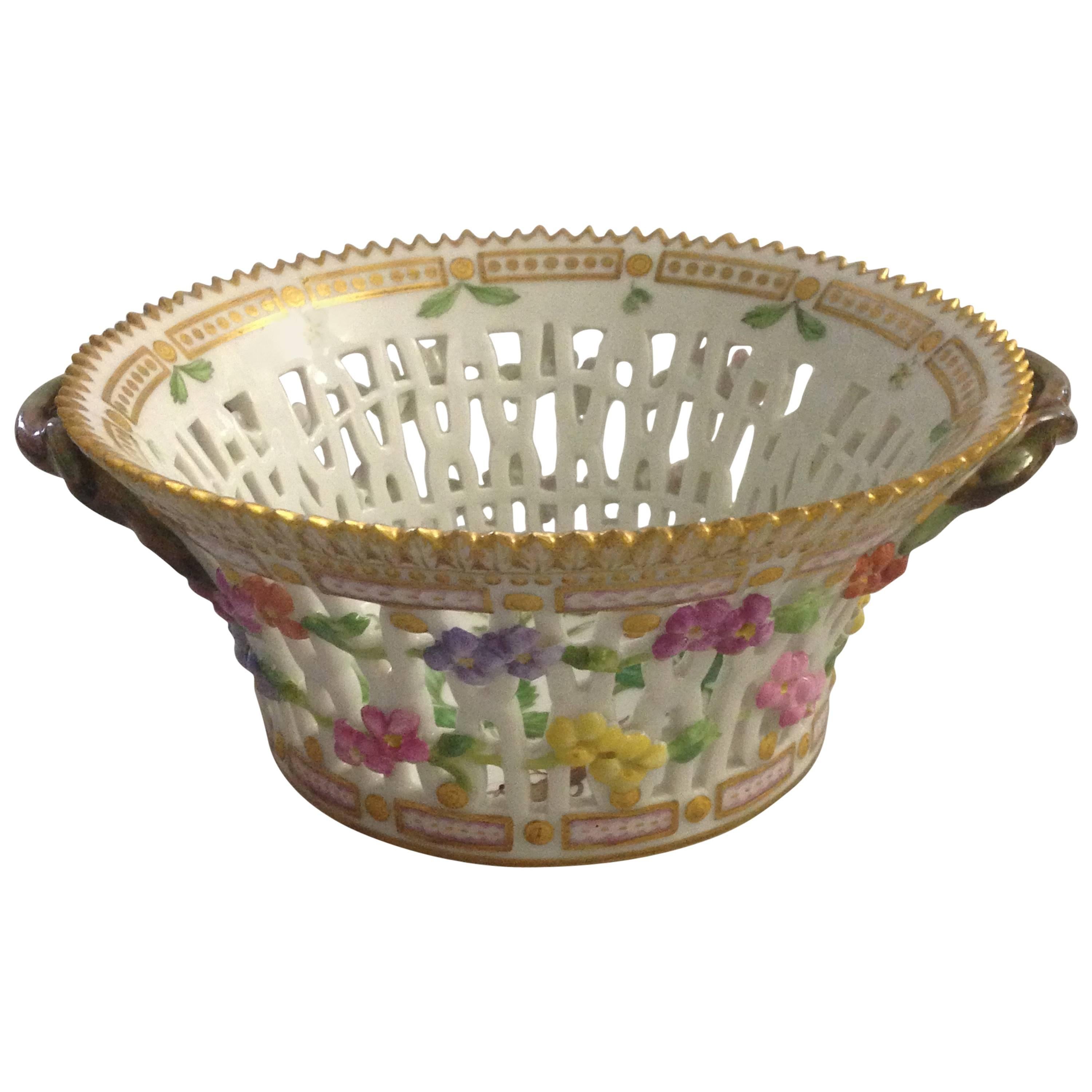 Antique Royal, Copenhagen, Flora Danica Fruit Basket