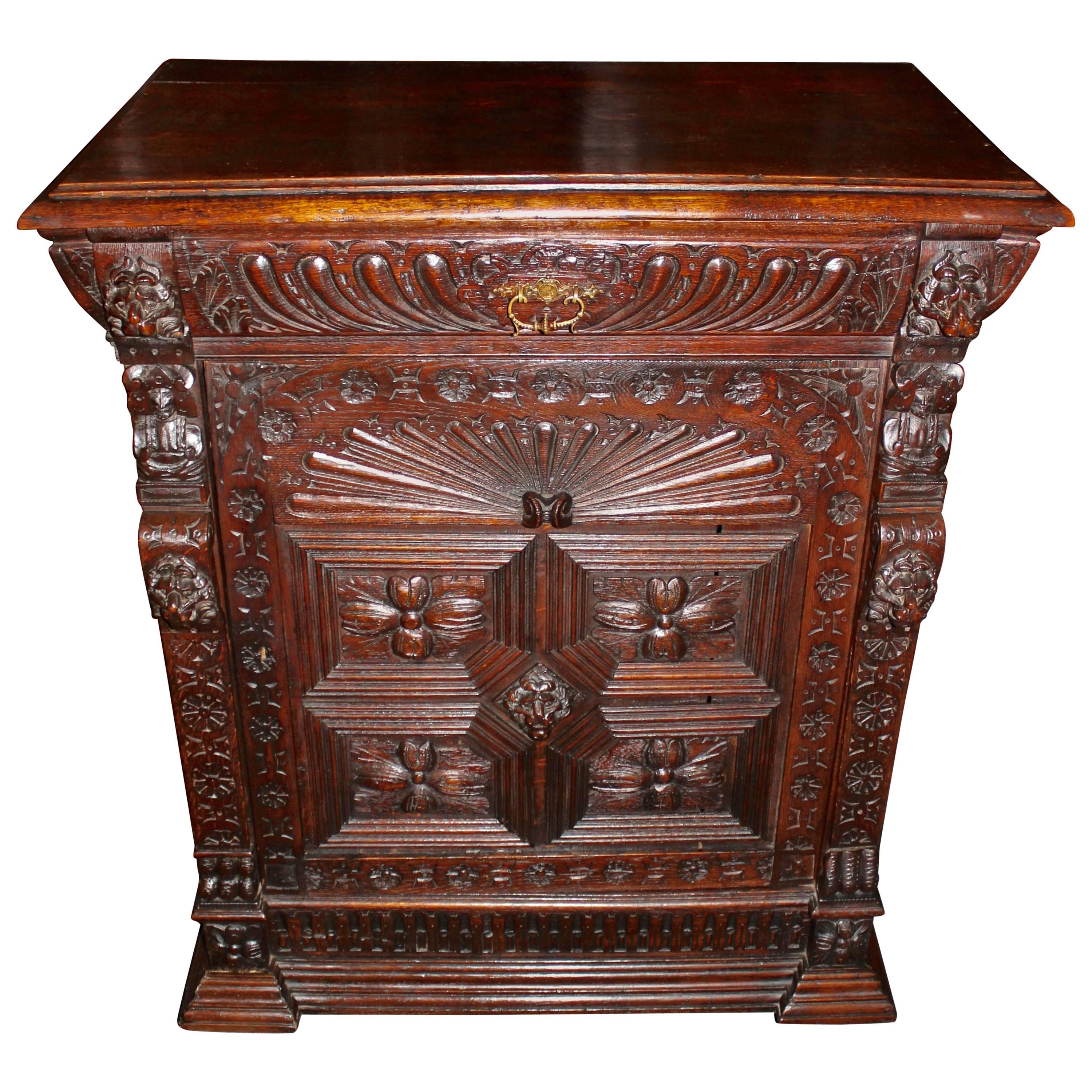 Early 20th Century French Renaissance Style Cabinet For Sale