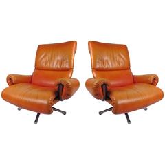Pair of Midcentury Style Danish Rosewood and Leather Swivel Lounge Chairs 2
