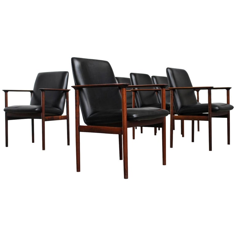Set of Six Rosewood Conference Chairs by Arne Vodder for Sibast Denmark 1960s For Sale