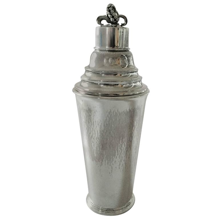 Jensen Sterling Silver Cocktail Shaker 462D by Harald Nielsen at 1stDibs
