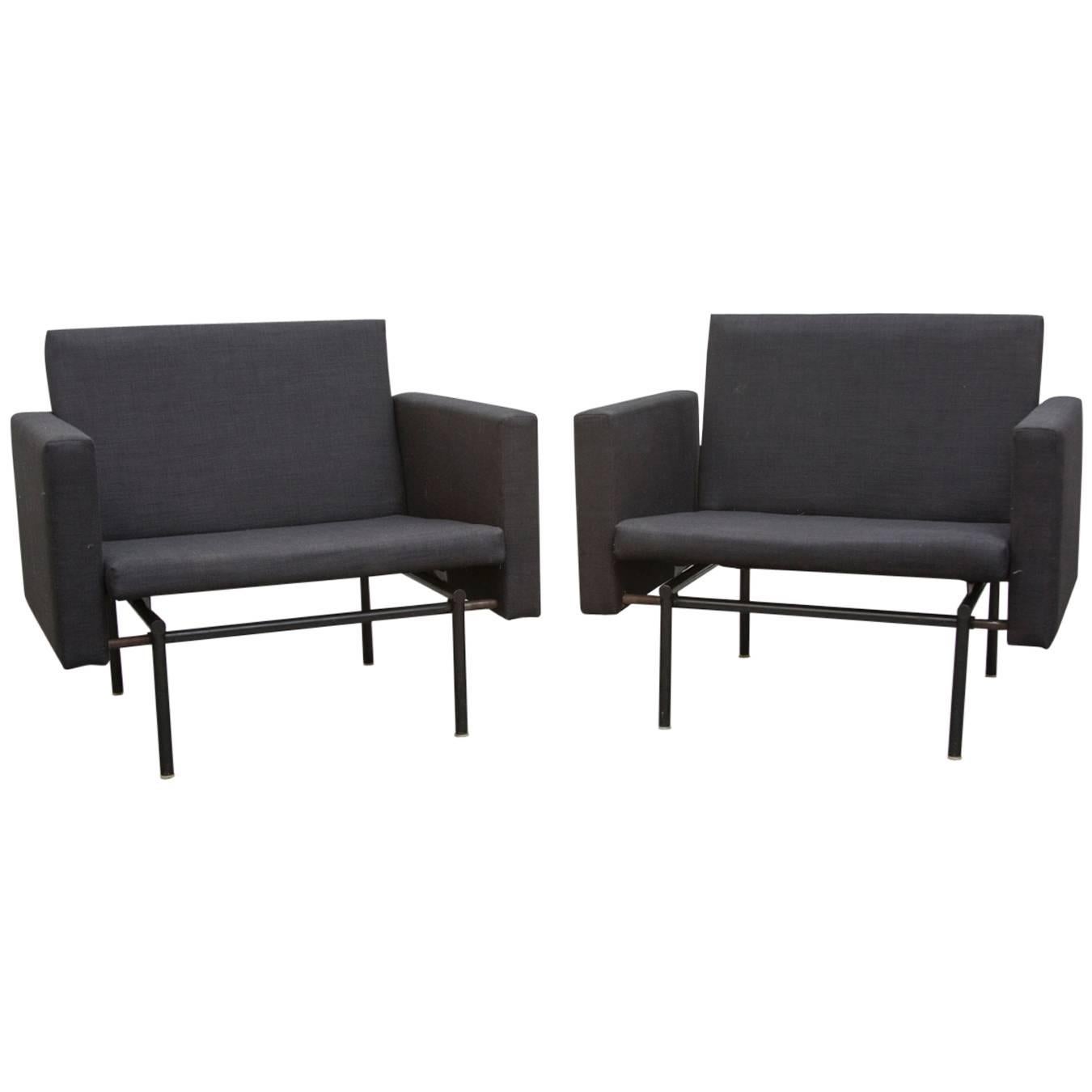 Pair of Comfortable Ulrich Lounge Chairs For Sale at 1stDibs