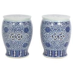 Pair of Blue and White Chinese Porcelain Garden Seats 8