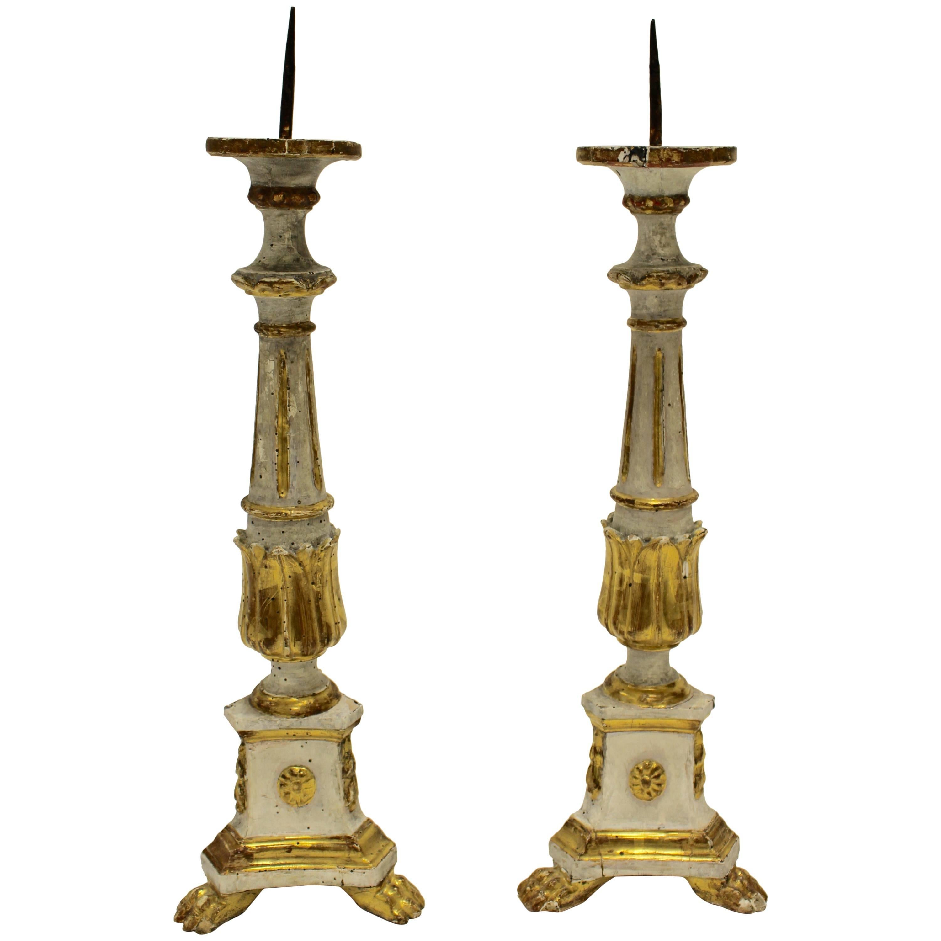 Pair of Italian Neoclassical Period 18th Century Carved Giltwood Candlesticks For Sale