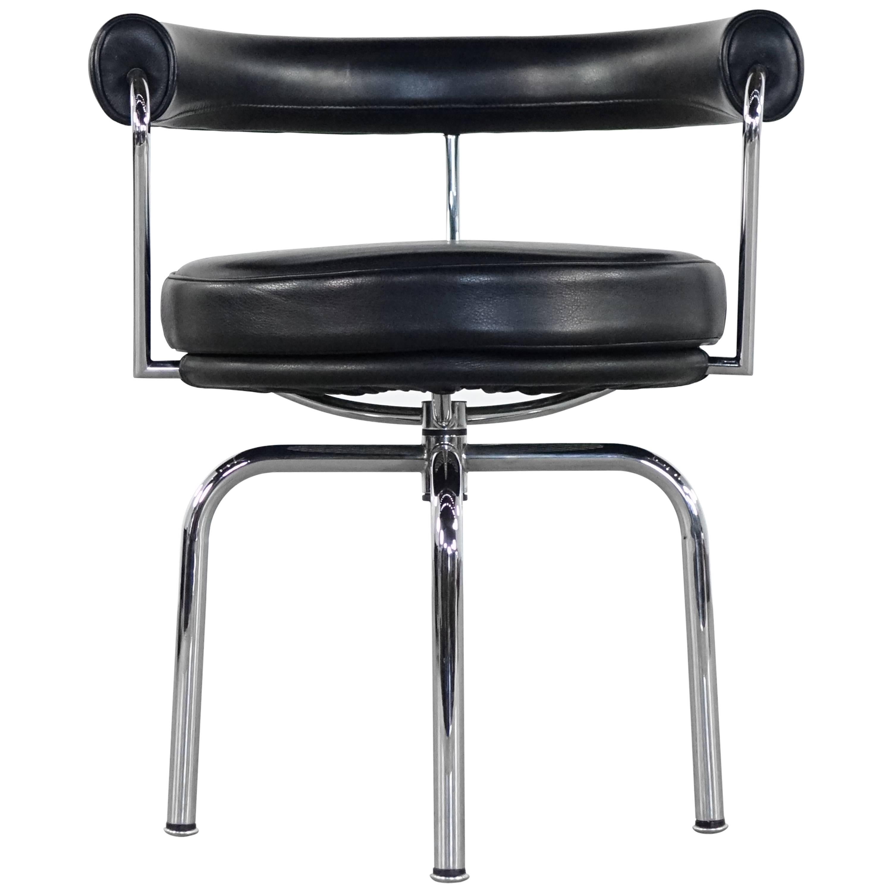 Le Corbusier Charlotte Perriand P. Jeanneret LC4 Swivel Chair by Cassina Leather