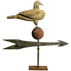 Primitive Seagull on Ball and Arrow by Steve Hazlett