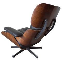 Vintage Model 670 Lounge Chair by Charles and Ray Eames for Vitra 1970s