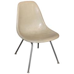Eames Low Shell Chair