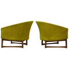 Pair of Richardson Nemschoff Rounded Lounge Chairs 