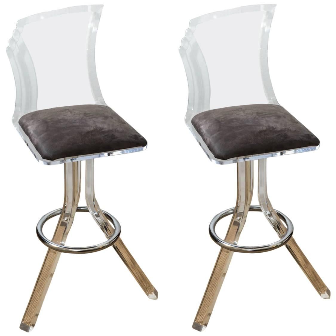 Attractive Pair of Mid-Century Lucite and Chrome Bar Stools