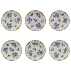 Set of Six Herend Queen Victoria Luncheon or Dinner Plates, circa 1960