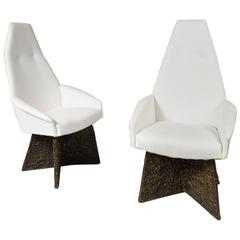 Elegant and Modern Pair of High Armchairs by Adrian Pearsall, circa 1970