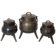 Antique  Set of Three Spanish 1930s Cast Iron Kitchen Pots or Cauldrons