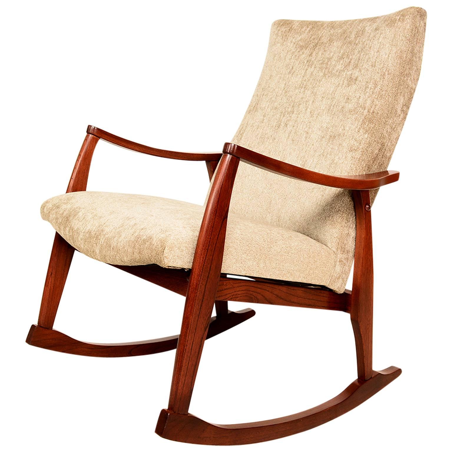 MidCentury Modern Rocking Chair at 1stDibs