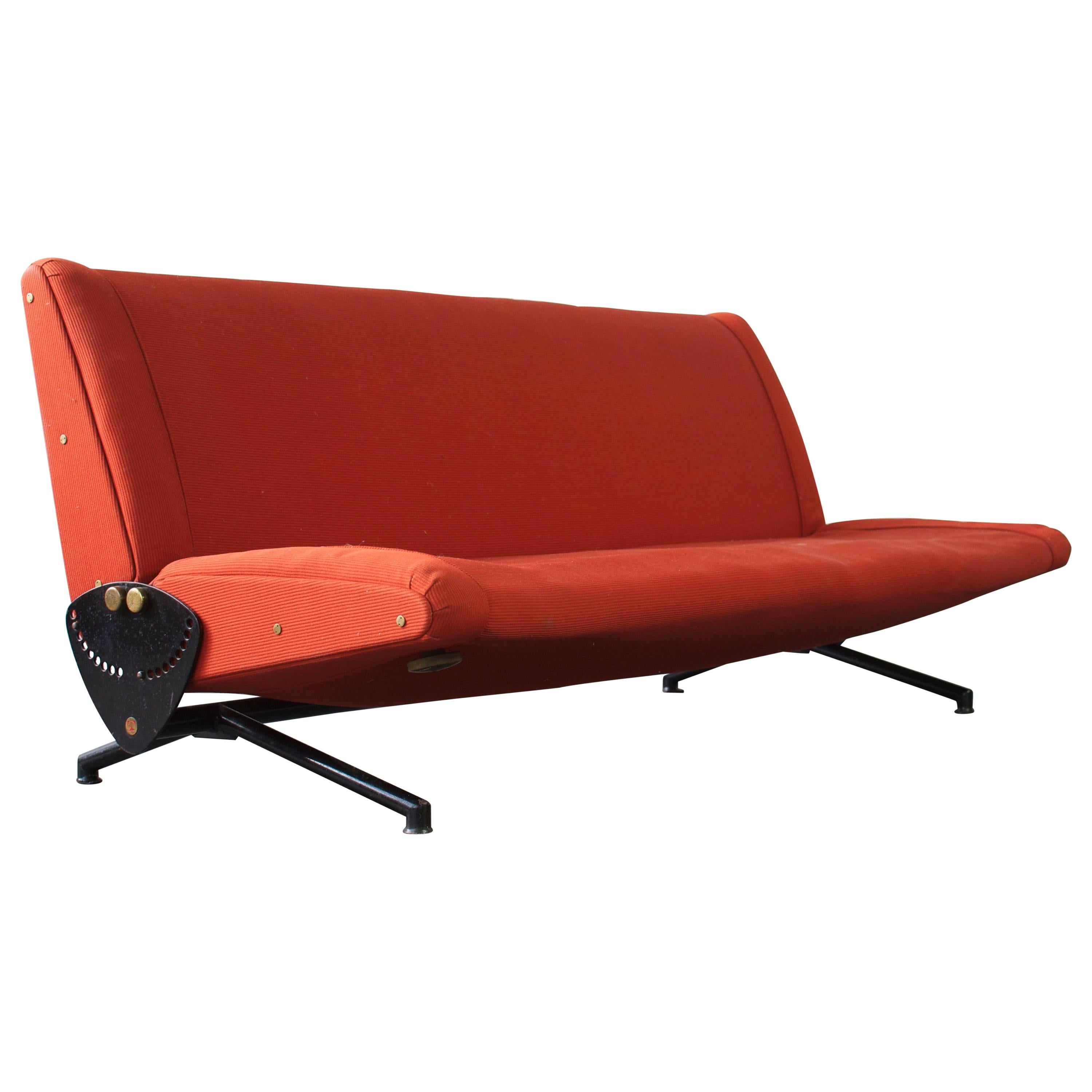 D70 Sofa by Osvaldo Borsani for Tecno For Sale