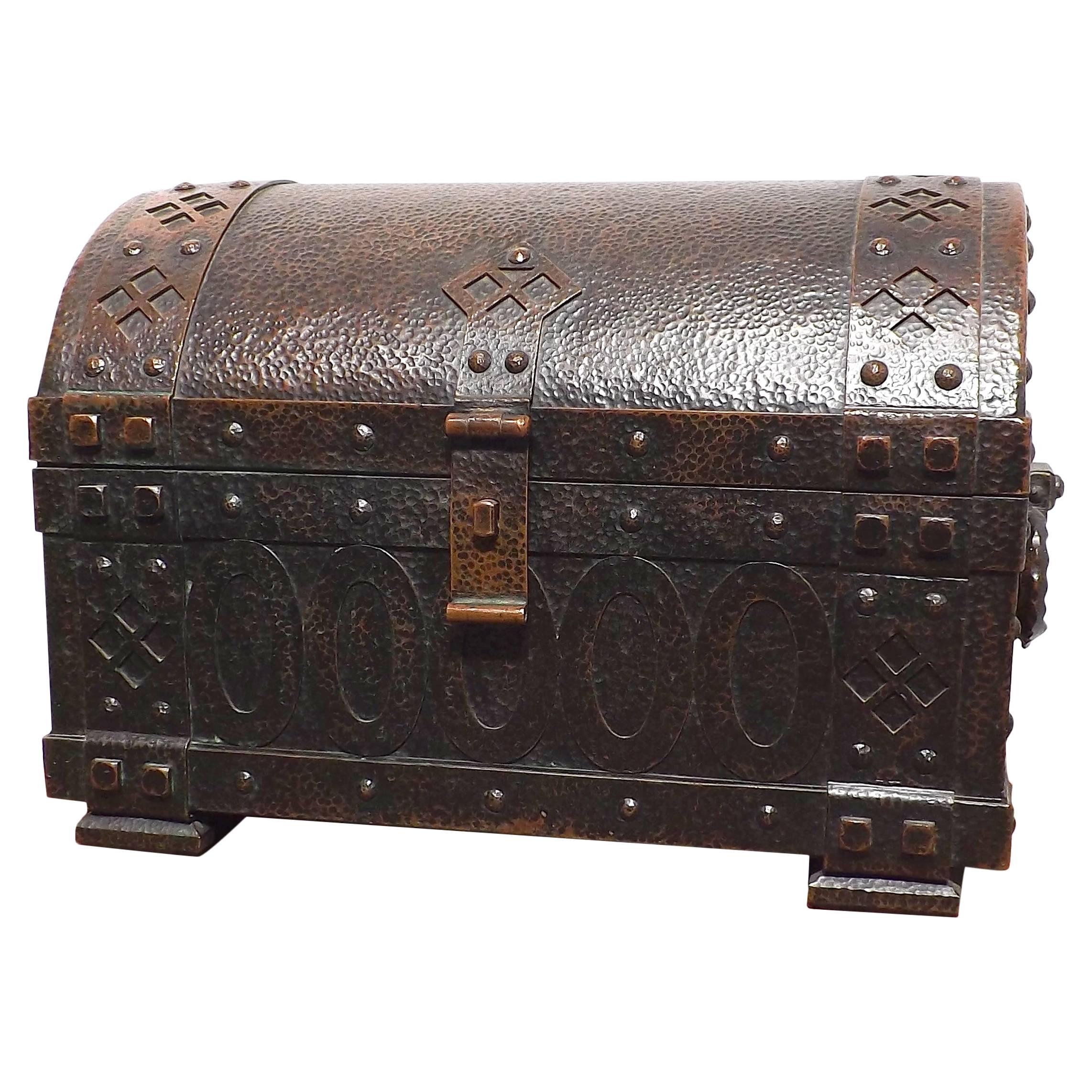 19th Century Arts and Crafts Patinated Hammered Copper Chest or Strongbox For Sale