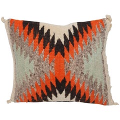 Petit coussin éblouissant à œil de tissage Navajo