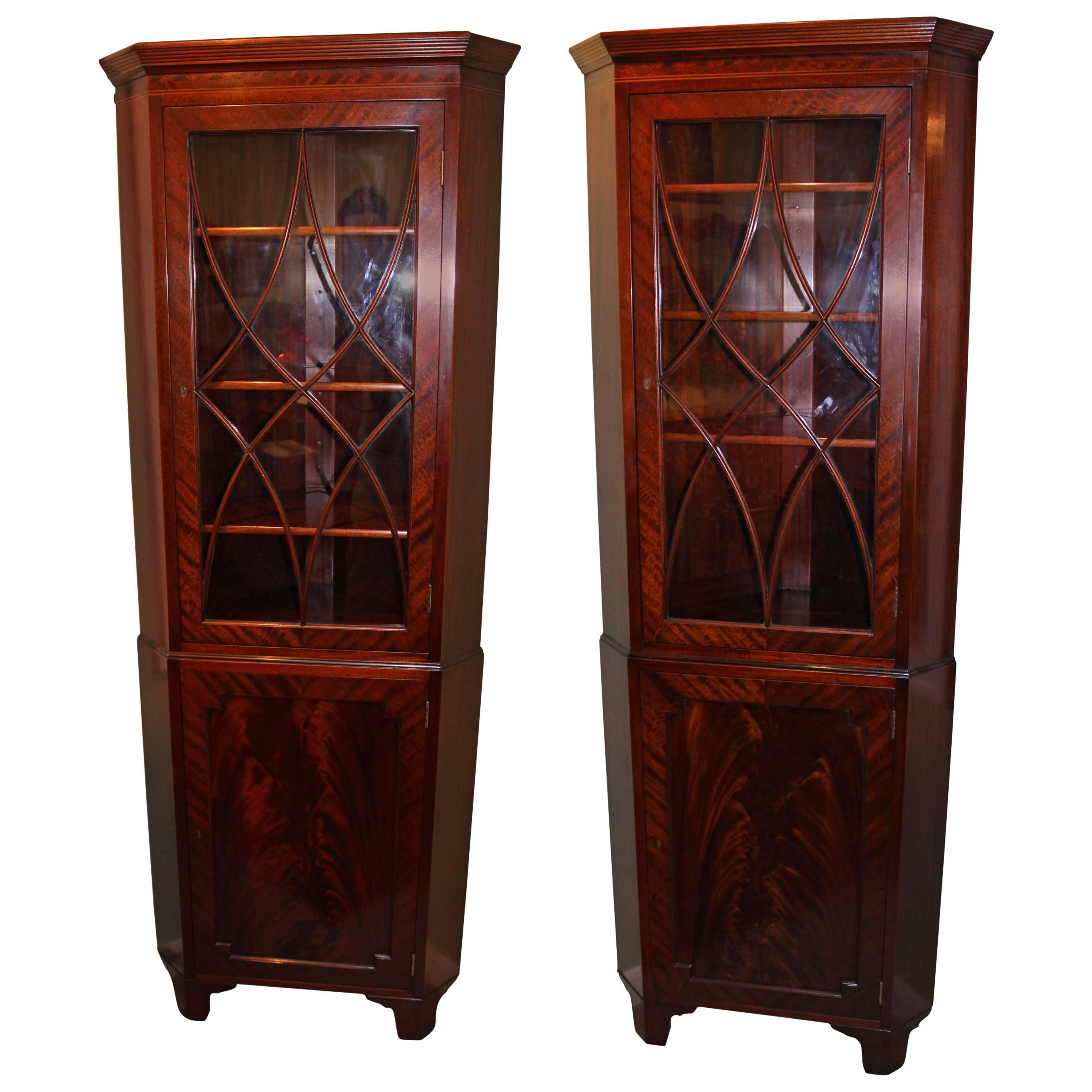 Pair of Sheraton Style Mahogany Corner Cabinets by Old Colony, Boston