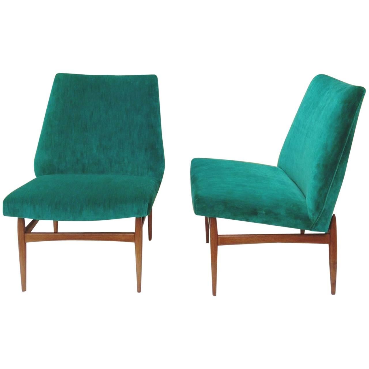 1960s Refined Pair of Chairs in Green Fabric For Sale