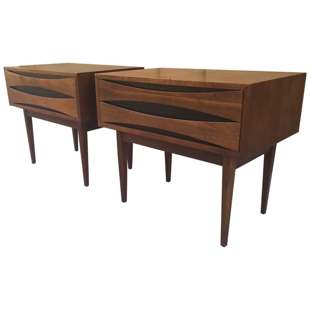 Pair of Mid-Century Modern Walnut Nightstands