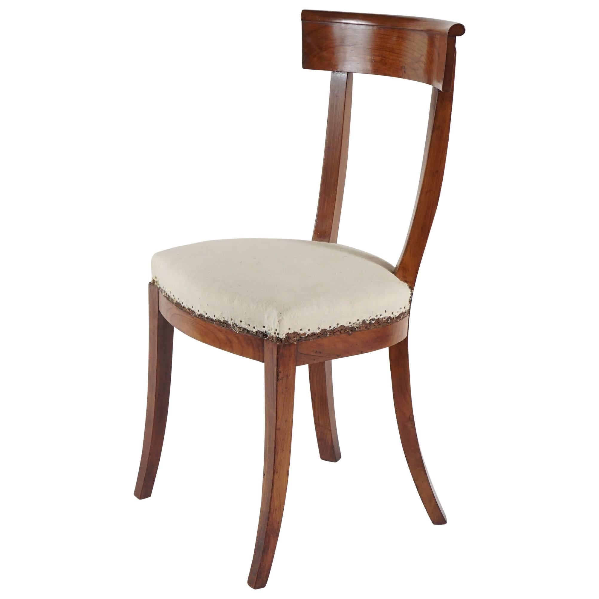 Karl Johan Biedermeier Elm Klismos Form Side Chair, Sweden, circa 1830
