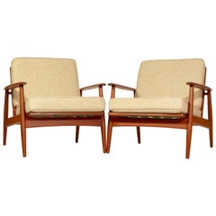 Pair of Danish Modern Lounge Chairs Attributed to Grete Jalk for Moreddi