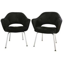 Eero Saarinen for Knoll Executive Armchairs in Black Brazilian Cowhide 7