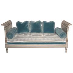 19th Century Painted Directoire Style Daybed with Neoclassical Urn Carving