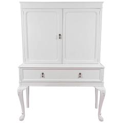 Chippendale-Style China Cabinet 8