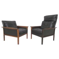 Pair of Danish Modern Rosewood and Leather Lounge Chairs by Hans Olsen for Vatne