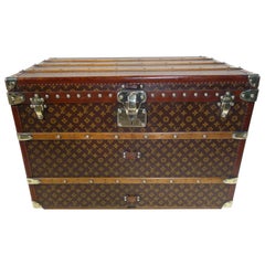 1920s Louis Vuitton Courier Stencil Trunk, Malle Courrier Pochoir