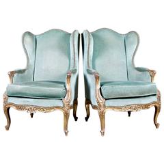 Pair of Exceptional 19th Century French Carved Giltwood Louis XV Style Bergeres 1