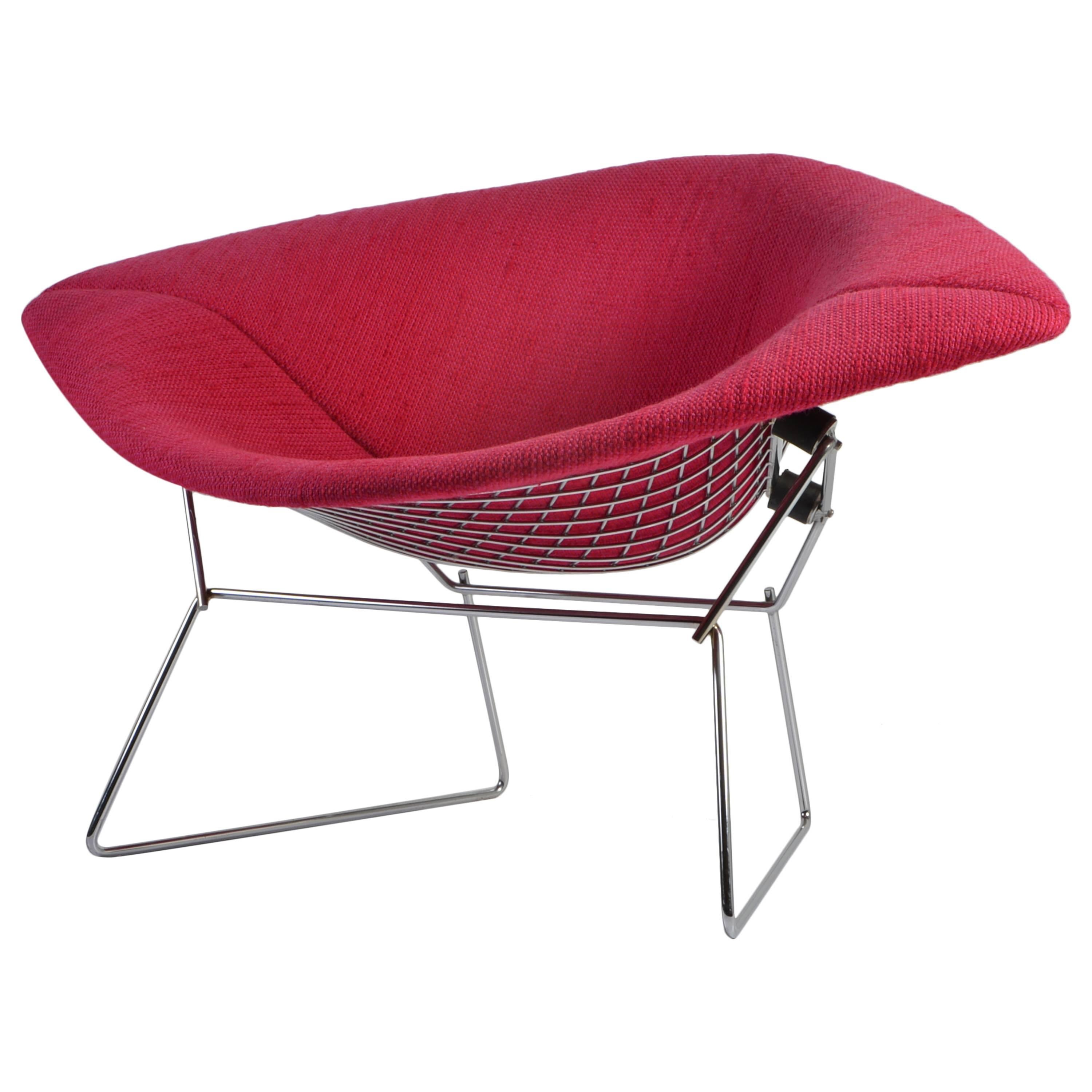 Excellent Large Bertoia Diamond Chair by Knoll For Sale