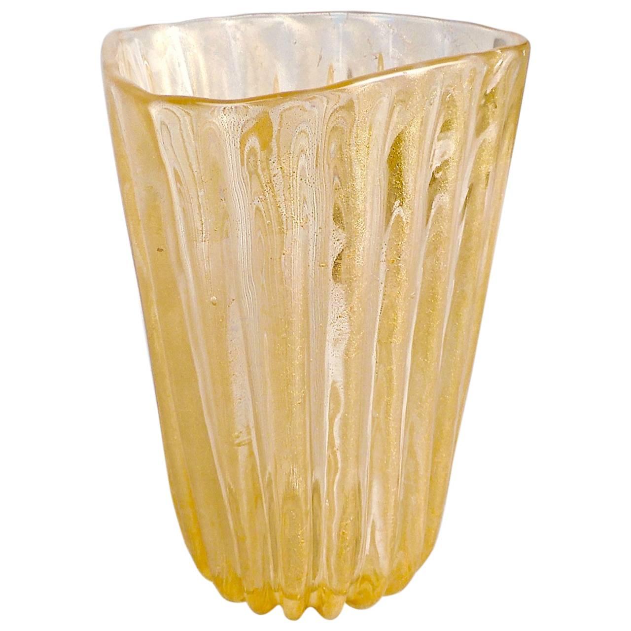 Large Archimede Seguso Ribbed Murano Glass Vase with Gold Foil