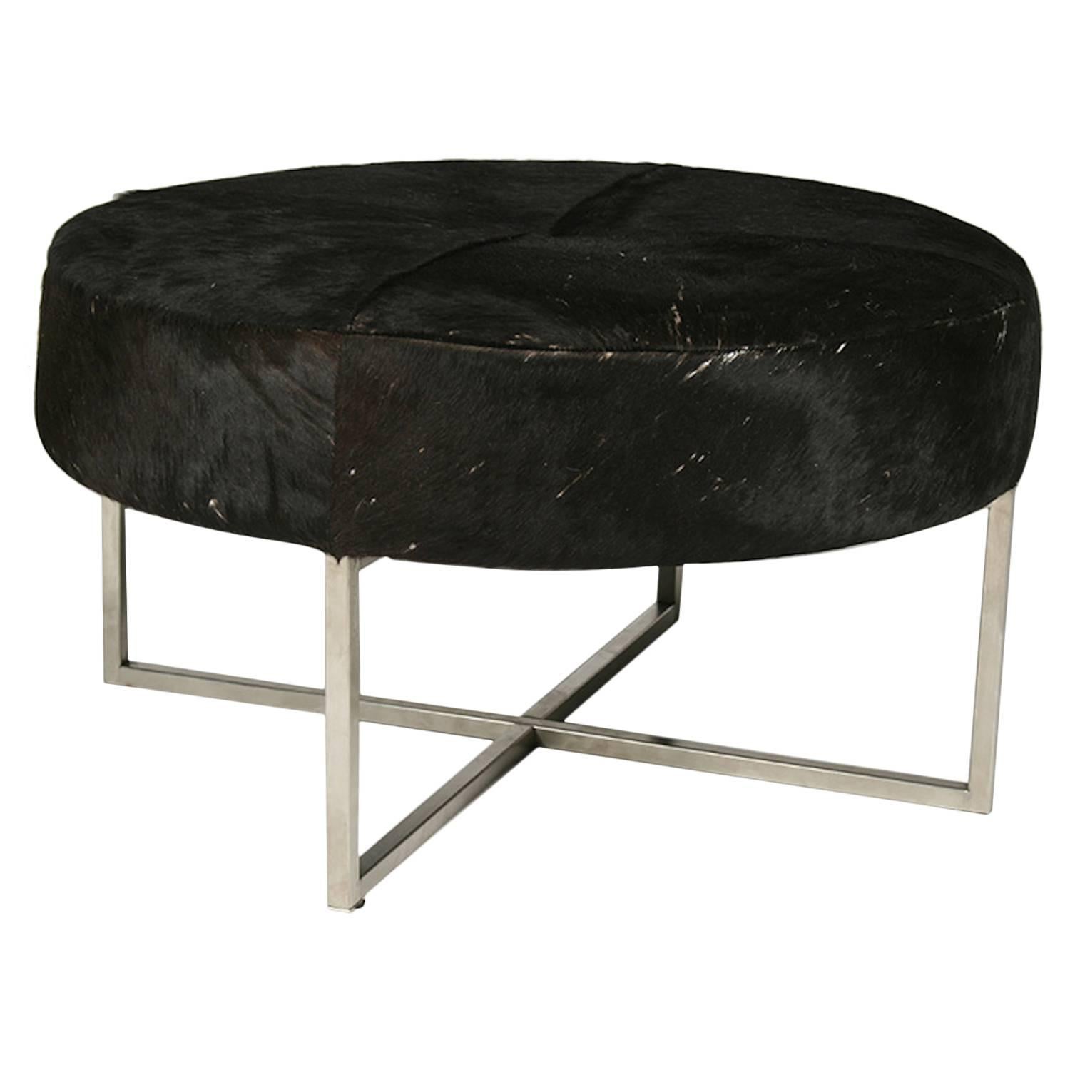 Mid-Century Modern Cow Hide Upholstered Round Bench For Sale