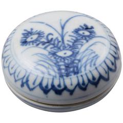 Shipwreck Salvaged Antique Chinese Porcelain Cosmetics Box