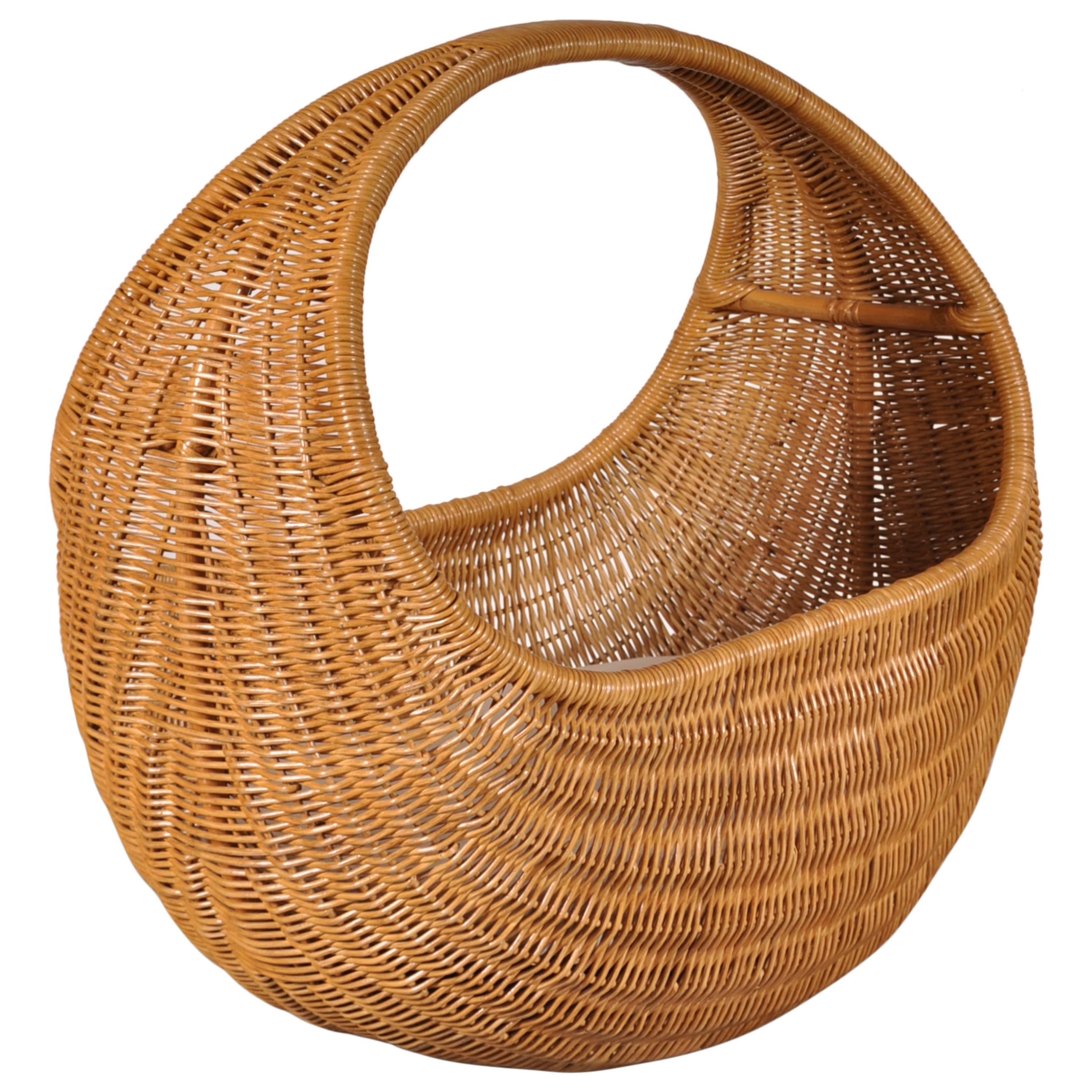 Wicker Baby Basket by Dirk van Sliedrecht for Rohé Netherlands, circa 1950