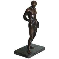 Grand Tour Patinated Bronze Sculpture of a Discus Thrower