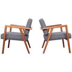 Pair of Lounge Chairs by Franco Albini 9