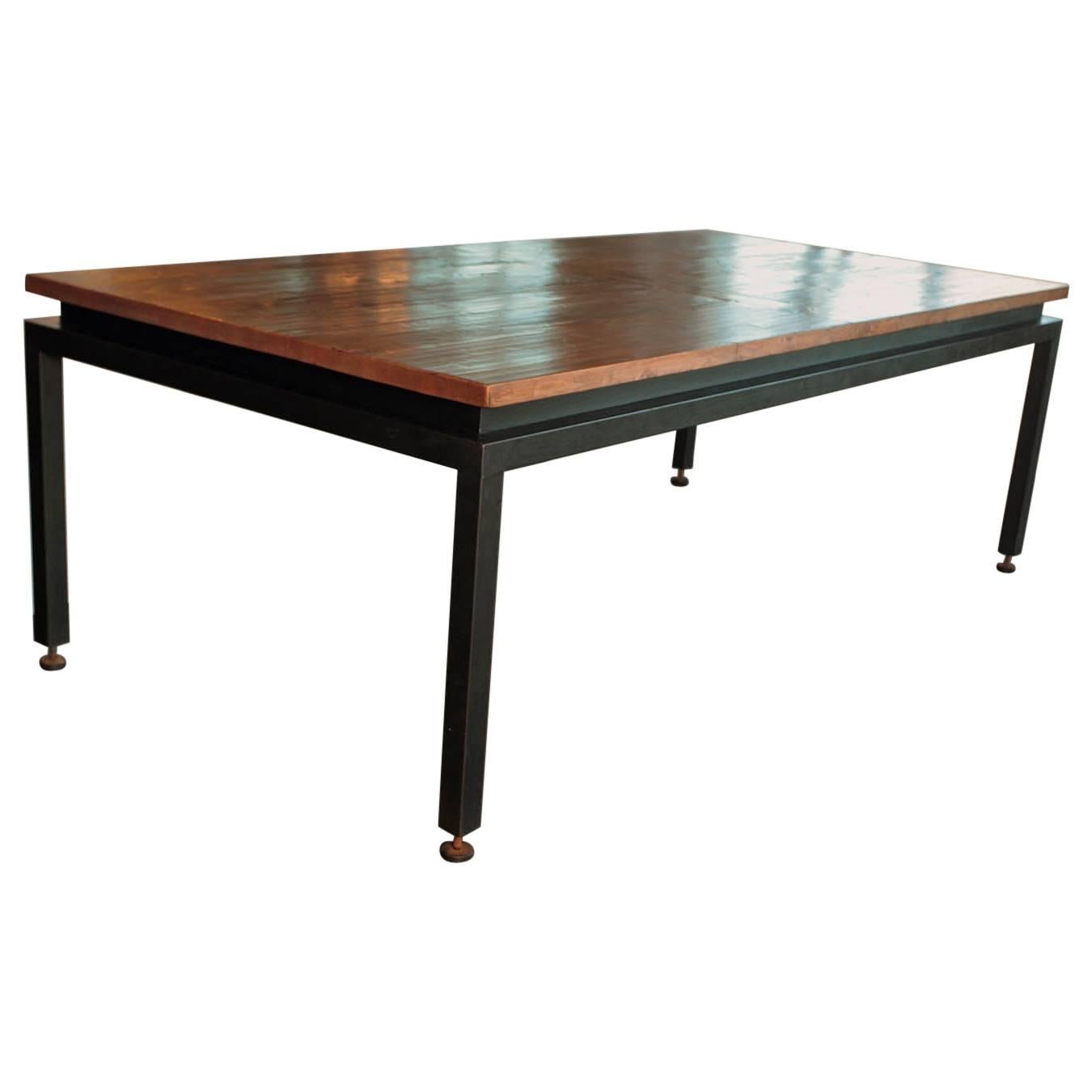 Modern Maple Floor Dining Table 