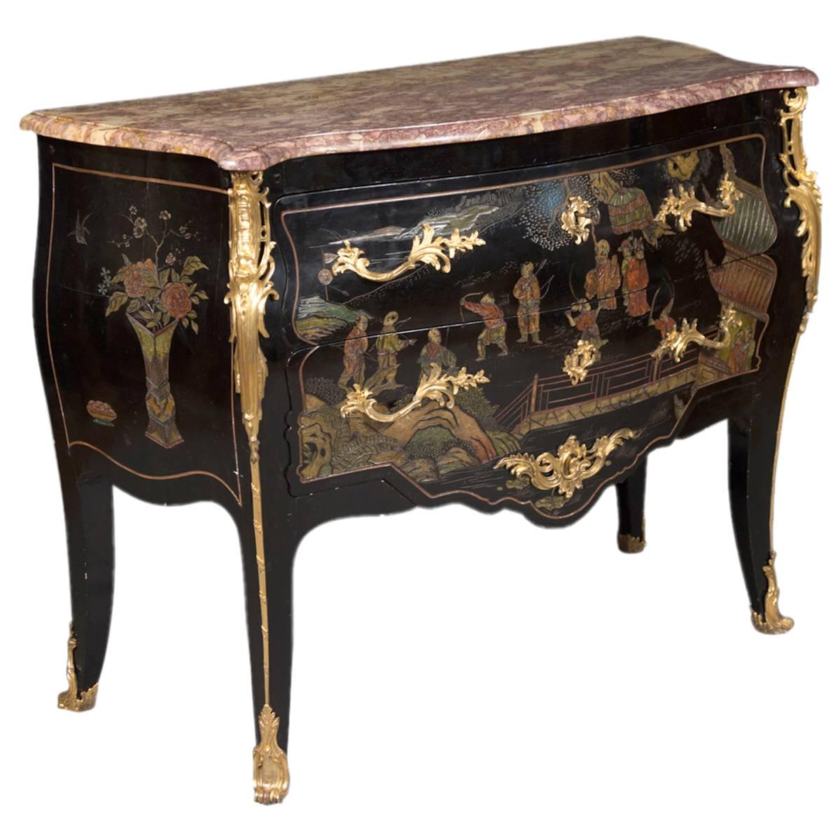 Commode chinoiseries française ancienne de style Louis XV montée sur bronze doré